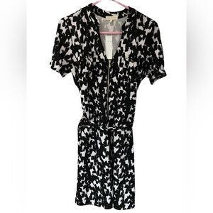 Joie de Vivre Black & White Printed Zip-Front Dress